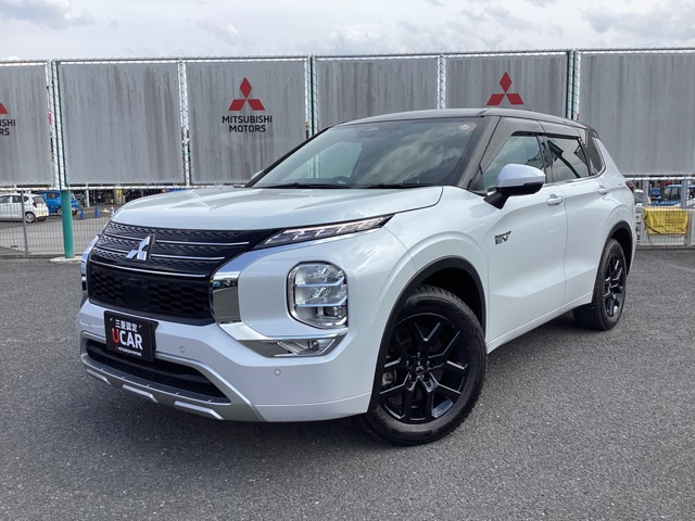アウトランダー PHEV 2.4 P 4WD 