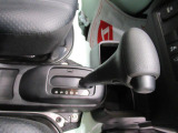 ダイハツディーラーでは「ダイハツ認定中古車」という基準を設け、車選びに詳しくないお客様でも「安心して選べる」をご提供しています。