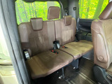 3列目シートはもちろん状態良好☆大人でもゆったりと座って頂けますので、大人数でのお出かけもラクラクです♪ご家族で、気の知れた仲間で、ドライブに行くのが楽しみですね♪
