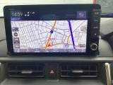 ナビゲーションはギャザズ9インチメモリーナビ(LXM-242ZFNi)が装着されております。AM、FM、フルセグTV、Bluetoothがご使用いただけます。
