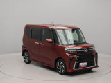 万が一の対人事故を考慮して、フード、フェンダー、ワイパーピボットなどの各所に衝撃緩和装置・吸収スペースを設け、歩行者保護性能をより高めています。