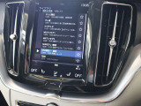 テレビはフルセグチューナーを装備しているため、高画質で視聴を楽しめます 番組表も表示できるため、チャンネルを回すことなく内容を確認できます
