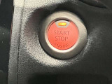 【プッシュ式エンジン】プッシュ式エンジンスタートでブレーキを踏んでボタンを押すだけでエンジン始動がスムーズ!!鍵をカバンに入れているだけでエンジンの始動が可能★とても便利な機能です