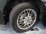 タイヤサイズは205/55R16です。