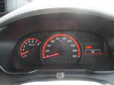 視認性の良いスピードメーターで夜も見やすく表示されますので夜道も安心ですね。