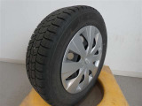 R4年式冬タイヤ175/65R15オートバックス製です。