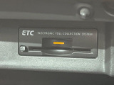 【ETC】高速道路の料金所をストレスなく通過!話題のスポットやサービスエリアに多い「スマートIC」利用時は必須のアイテムです。当店でセットアップを実施、ご納車当日からすぐにご利用いただけます!