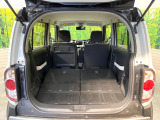 普段のお買い物や通勤、送迎等に十分な荷室スペースを確保しております。セカンドシートを倒すと、大きな荷物の積載も可能です♪