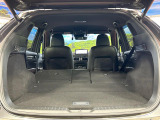 後席を格納すると、これだけの広さが!シーンに合わせたシートアレンジで、大きな荷物も積むことが出来ます♪