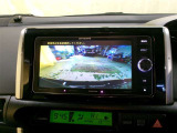 車庫入れなどでバックする際に後方確認ができて便利です。車庫入れ苦手な人もこれで安心!!