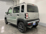 後席のシートアレンジが自由自在なのでアウトドアや車中泊にピッタリ♪