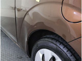 フェンダー個所の傷写真になります。現車での確認お願いします。