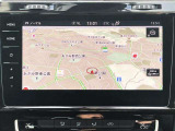 スマートフォン用アプリ[Apple CarPlay][Android Auto]対応の純正ナビ Discover Proを装備、ラジオ、地デジTV、SDカード、USB、Bluetoothも対応。