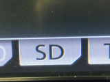 音楽SDカード入ります。