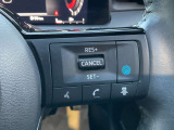ハンドルにプロパイロットのスイッチがついてます◆◆◆プロパイロット【同一車線運転支援技術】搭載。高速道路上で設定すればドライバーに代わってアクセル、ブレーキ、ステアリングを自動制御します。