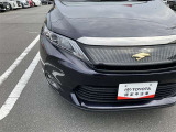 LEDヘッドライトです。デザイン性がよくとても明るいので、夜間の走行や悪天候でも安心です。しかも長寿命!