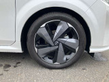 アルミホイール装着しております。
