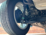 お車を安心してお乗りいただく為には、足回りの定期点検が欠かせません。サービスサポート(有償保証)では無料点検もご提供しており、安心のカーライフをお過ごしいただけるサポート体制が整っています。