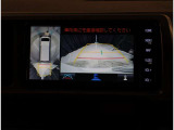 バックカメラで車庫入れも安心☆ 頼りすぎ注意です。