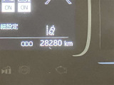 メーター周りもスッキリしていて見やすいですよ。視認性の高さが売りです!