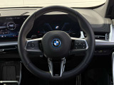 BMW専門のメカニックが、100項目にも上るポイントを徹底的にチェック。交換基準に達した部品があれば、弊社負担にて交換後、お客様へご納車致します。