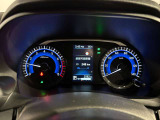 見やすいメーター周り!!カラーディスプレイには運転をサポートするさまざまな情報が表示されます(^^♪