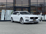ボルボ V90 T5 モメンタム