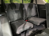 3列目シートはもちろん状態良好☆大人でもゆったりと座って頂けますので、大人数でのお出かけもラクラクです♪ご家族で、気の知れた仲間で、ドライブに行くのが楽しみですね♪