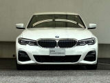 ★弊社のお車をご覧頂きありがとうございます。弊社は千葉県にあるBMW正規ディーラー店ですので安心してご検討下さい。全国各BMWディーラーにて保証サービスも受けられますので遠方のお客様もご安心下さい。★