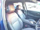 運転席まわりになります。実際に乗って頂き乗り心地をご体験してみてください。
