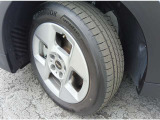 タイヤサイズは195/55R16です
