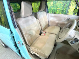 運転席シート廻りは使用感も少なく、良好な状態となっています。前オーナー様が丁寧に使っていたことがよくわかりますね。
