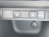 USB差込口 シートヒーター(運転席助手席両方にあります)