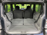 普段のお買い物や通勤、送迎等に十分な荷室スペースを確保しております。セカンドシートを倒すと、大きな荷物の積載も可能です♪