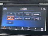 様々なオーディオソースがございます。運転中に好きな音楽を聴くことが可能です。