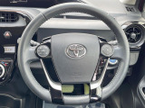 【純正革巻きステアリング】上質な革を使用することで、手にしっかり馴染みとても運転しやすいハンドルです♪
