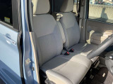運転席、助手席まわりです。実際お座りいただくのが、分かりやすいと思います。お気軽にご来店ください!