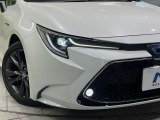 【LEDヘッドライト】悪天候や夜間走行時も良好な視界を確保し安心して運転できる高輝度LEDヘッドライトを装備!点灯速度が早く、消費電力も抑えられています。