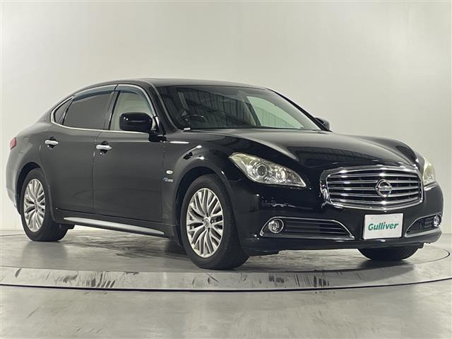 シーマハイブリッド 3.5 VIP G 本革シート サンルーフ