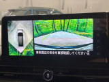【アラウンドビューモニター】専用のカメラにより、上から見下ろしたような視点で360度クルマの周囲を確認することができます☆死角部分も確認しやすく、狭い場所での切り返しや駐車もスムーズに行えます。