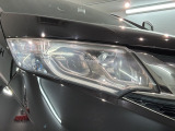 LEDヘッドライトは、点灯の瞬間から最大光量を発揮し、突然暗くなるトンネルなどでの安定感を高めます。
