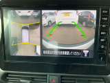 アラウンドビューは4方のカメラで真上から車を見たようにモニタで確認ができる日産自慢の装備です。周辺の安全確認、小さなお子様や障害物も確認できるので、駐車のしやすさだけでなく、事故防止にも役立ちます♪