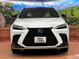 弊社では、全車『修復歴なし』のお車のみ取り扱っております。専任バイヤーによる厳選した仕入れの後、入庫後の車両チェックを行い、ネクステージが認定した高品質な中古車をご提供しております。