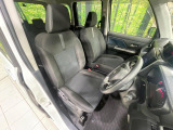 運転席シート廻りは使用感も少なく、良好な状態となっています。丁寧に使われていたことがよくわかりますね。
