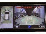 全方位モニターは慣れない場所でも周囲の状況を確認しながら駐車出来ます。フロントモニターがあると、小さな子供がしゃがんでいたりしていても発見しやすく、前方駐車や車の停止線の確認のサポートにもなります。