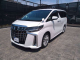 荷物をたっぷり載せて広々ドライビング♪夏でも冬でも、アウトドアやショッピングを思い切り楽しみましょう!