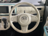 ステアリングも使用感が少なく、きれいな状態となっております♪