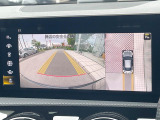 ●360度カメラシステム:専用のカメラにより、上から見下ろしたような視点で360度クルマの周囲を確認することができます☆死角部分も確認しやすく、狭い場所での切り返しや駐車もスムーズに行えます。