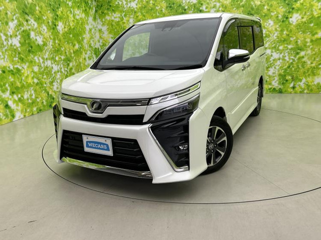 ヴォクシー 2.0 ZS 煌II 4WD 