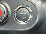 キーレスアクセス&プッシュスタート付き!スタートボタンでエンジンの始動&停止ができます!イモビライザーも装備!アクセスキーをバック等から出さなくてもOKです♪